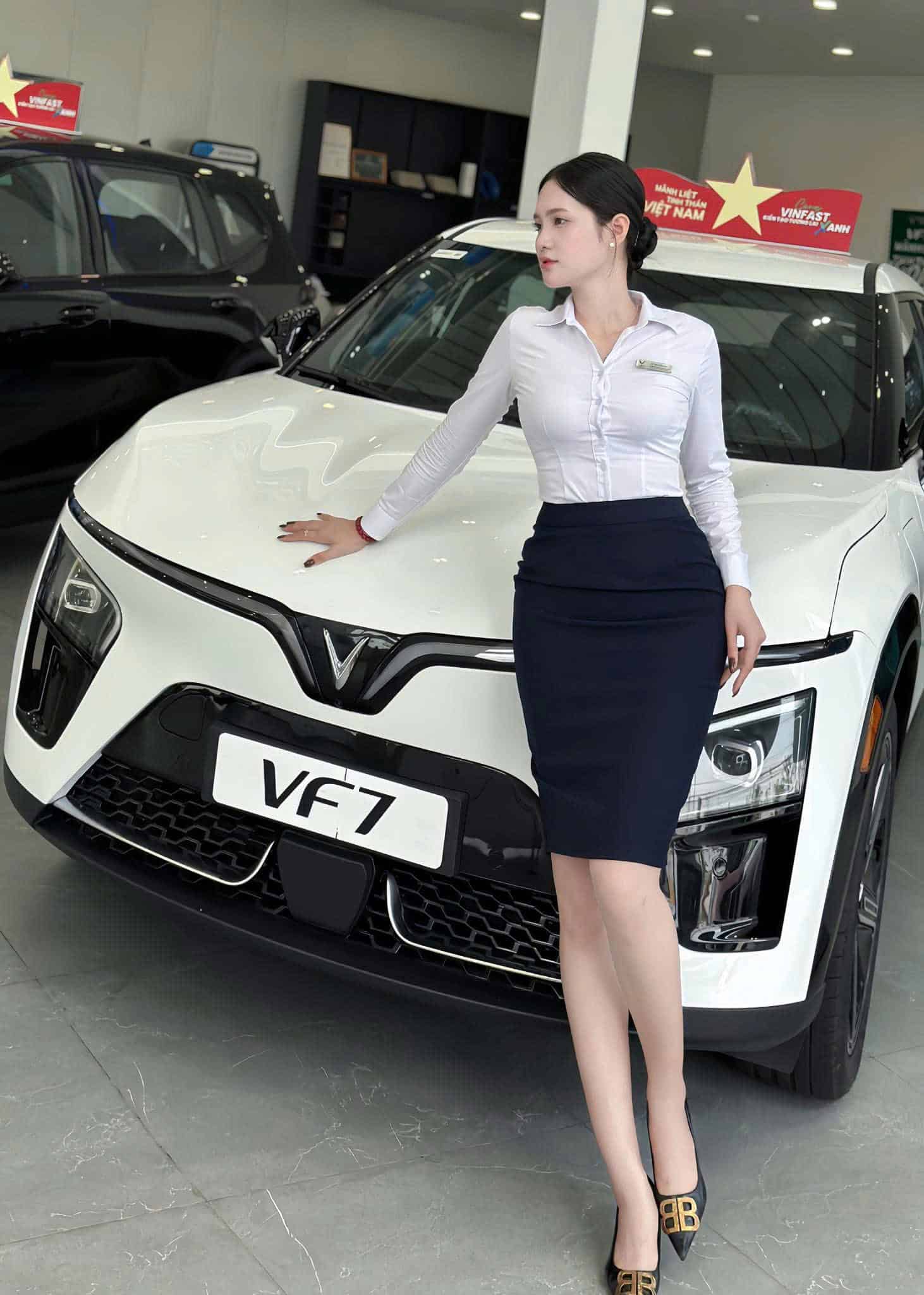 VinFast VF 7